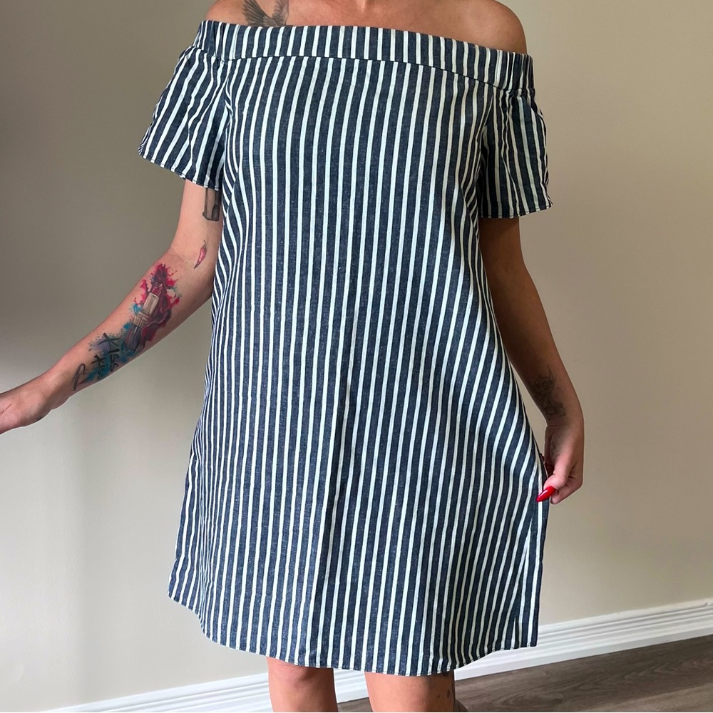 Nine West Off Shoulder Dress
